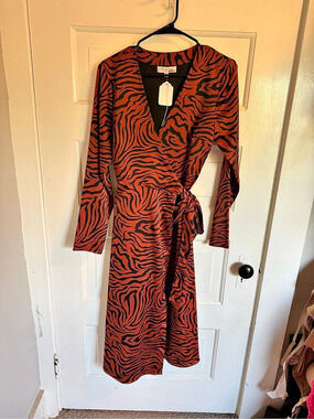 Sweet Baby Jamie Zebra Print Wrap Midi Dress Orange & Black Medium NWT